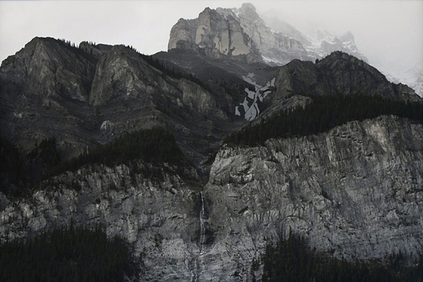 http://www.pbx.mirunadragan.com/files/gimgs/th-12_TheMountainsAreMirrors7.jpg